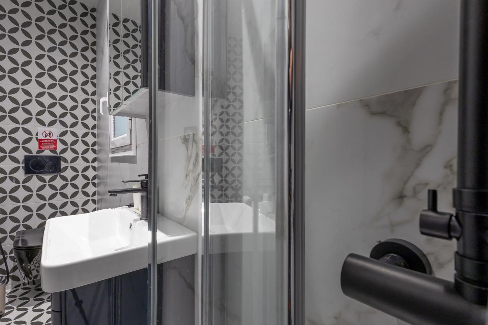 Kolonaki Premium * Athene